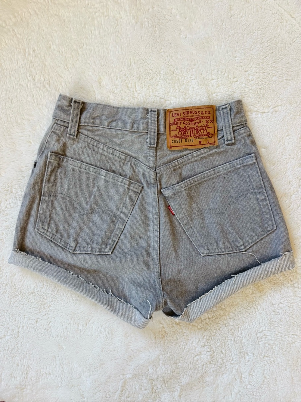 Vintage 1980s Levi’s 501 High-Rise Cut Off Denim Shorts 24”
